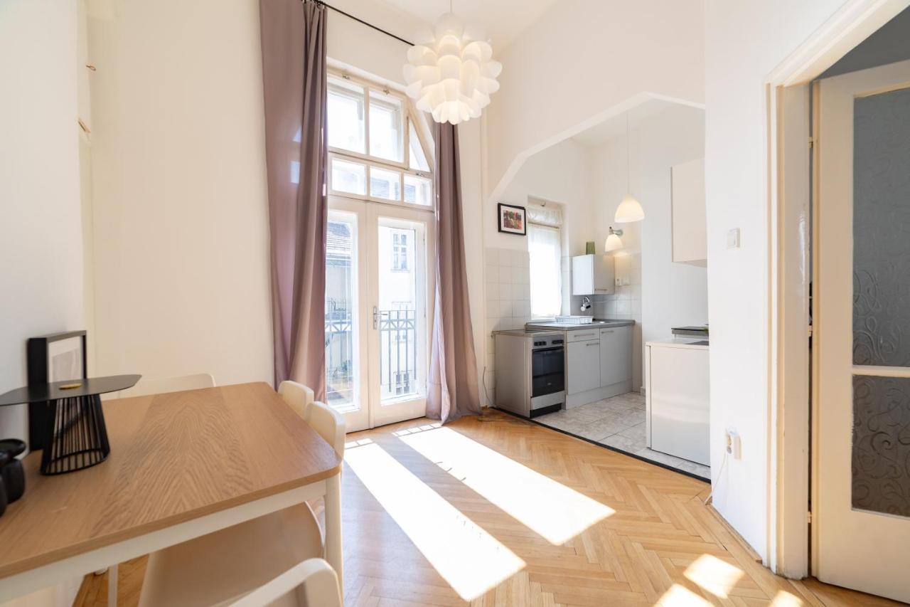 W25 Smart Apartment Budapest Exterior foto